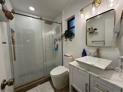 $679,000 | 7003 Northwest 40th Place, Coral Springs, FL 33065