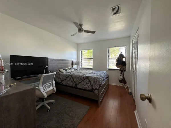 $679,000 | 7003 Northwest 40th Place, Coral Springs, FL 33065