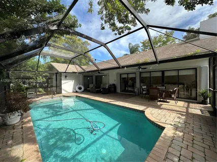 $679,000 | 7003 Northwest 40th Place, Coral Springs, FL 33065