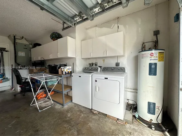 $679,000 | 7003 Northwest 40th Place, Coral Springs, FL 33065