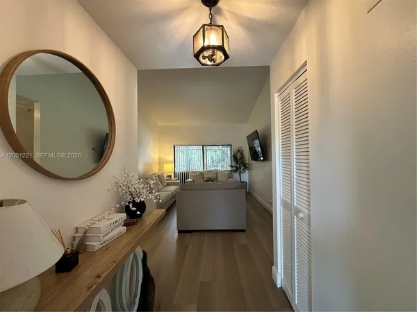 $679,000 | 7003 Northwest 40th Place, Coral Springs, FL 33065