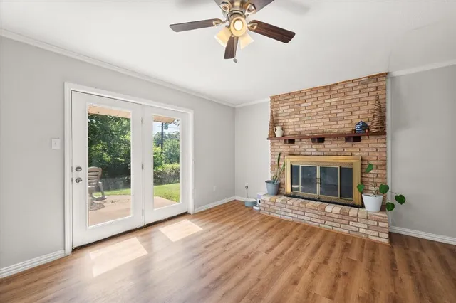 $275,000 | 2402 Woodlawn Drive, Ennis, TX 75119