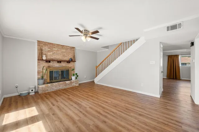 $275,000 | 2402 Woodlawn Drive, Ennis, TX 75119