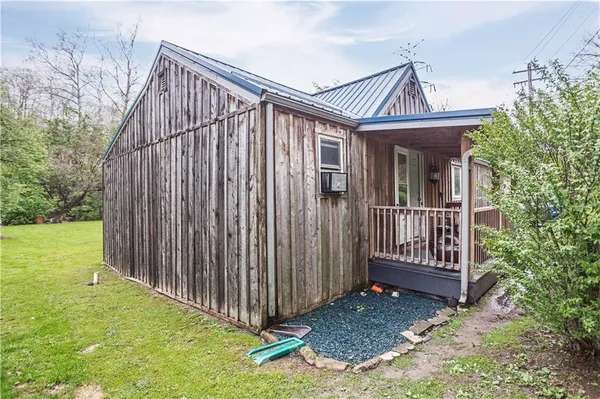 $99,000 | 110 Garretts Run Road, Ford City, PA 16226