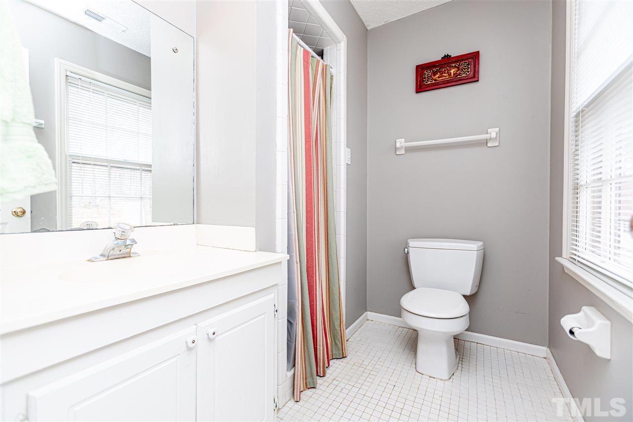 5419 Fairoaks Road Durham, NC 27712 - Photo 22 of 30
