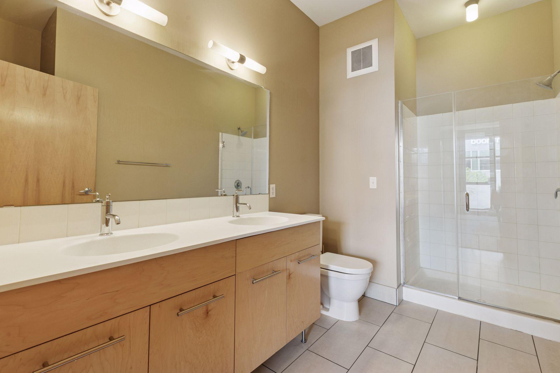 1211 Lagoon Avenue, Unit 302 Minneapolis, MN 55408 - Photo 11 of 16