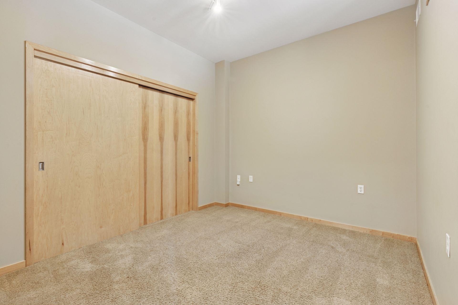 1211 Lagoon Avenue, Unit 302 Minneapolis, MN 55408 - Photo 14 of 16