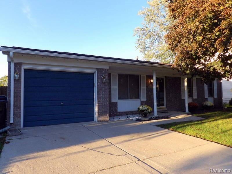 22226 Derby Road Woodhaven, MI 48183 - Photo 1 of 41