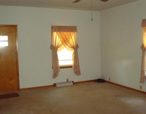 402 Main Street Leonore, IL 61332 - Photo 3 of 11