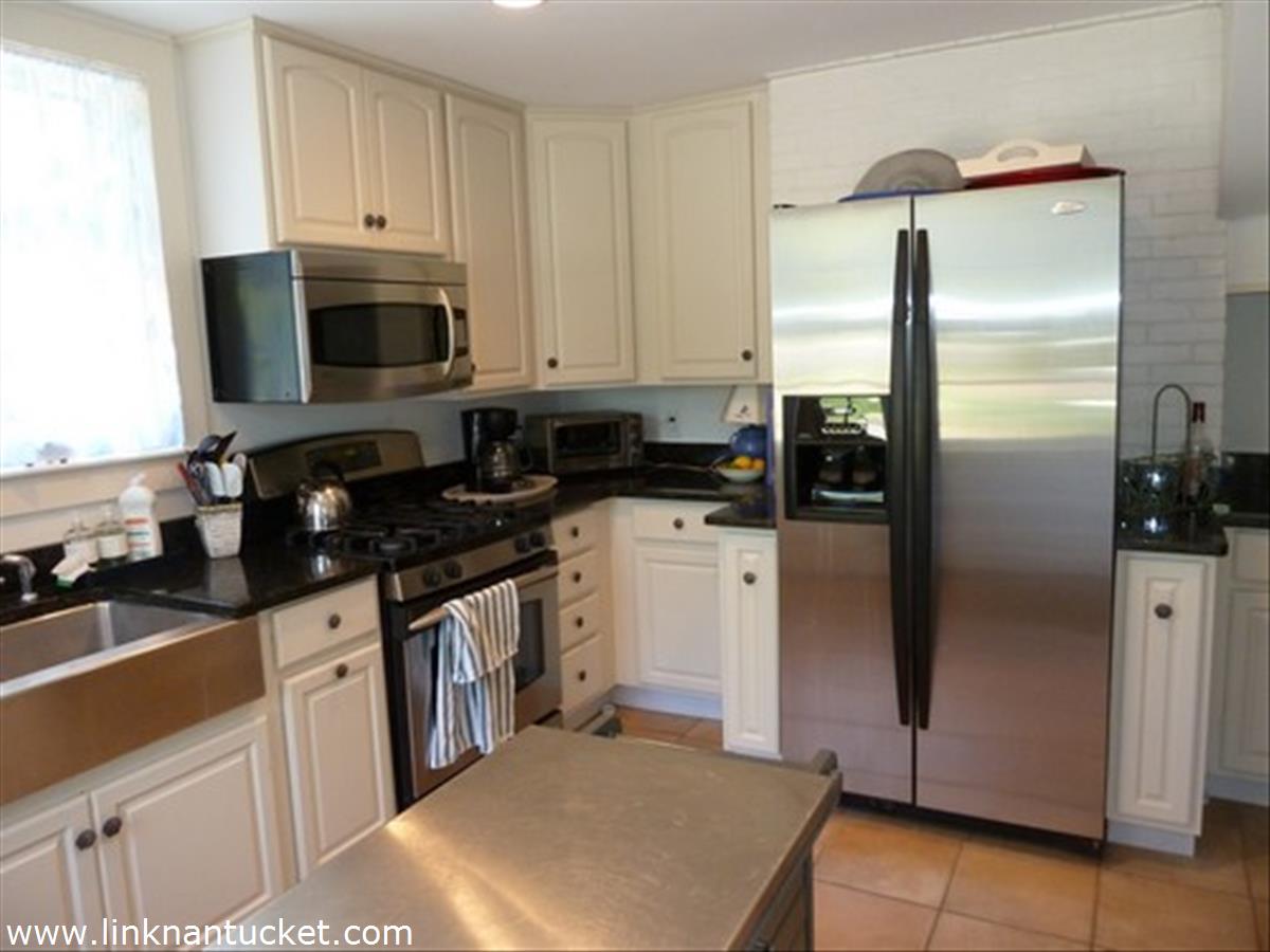 48 Hummock Pond Road Nantucket, MA 02554 - Photo 8 of 16 Gallery Image 8