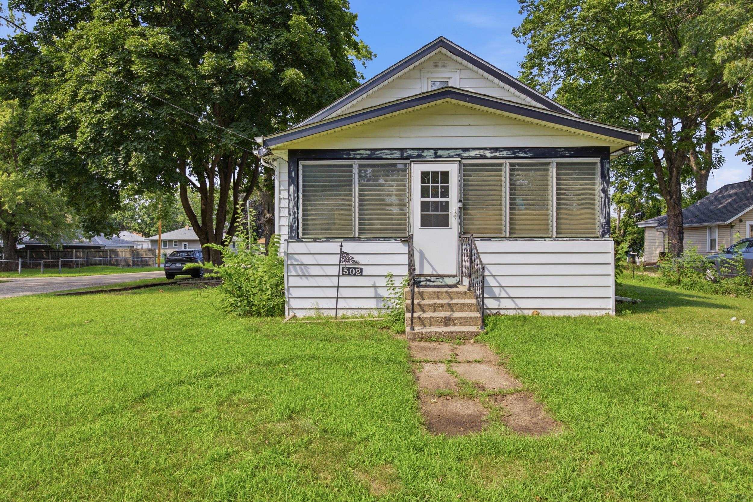 502 Barnum Road Rockford, IL 61109 - Photo 1 of 22 Gallery Image 1