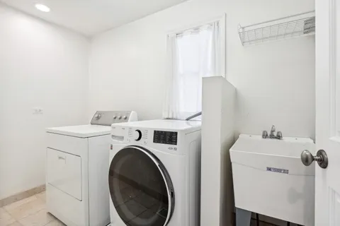 $1,100,000 | 1702 North Maplewood Avenue, Chicago, IL 60647