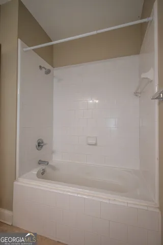 $1,975 | 1500 Timothy Road, Unit C20, Athens, GA 30606