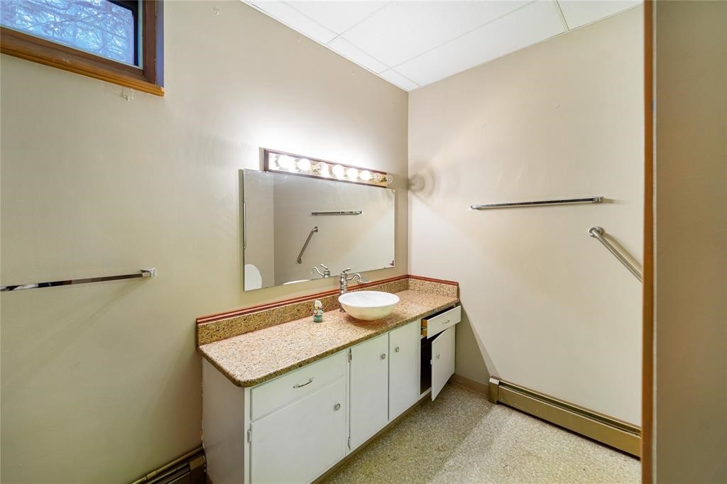 427 Jones Road Vestal, NY 13850 - Photo 7 of 25 Gallery Image 7