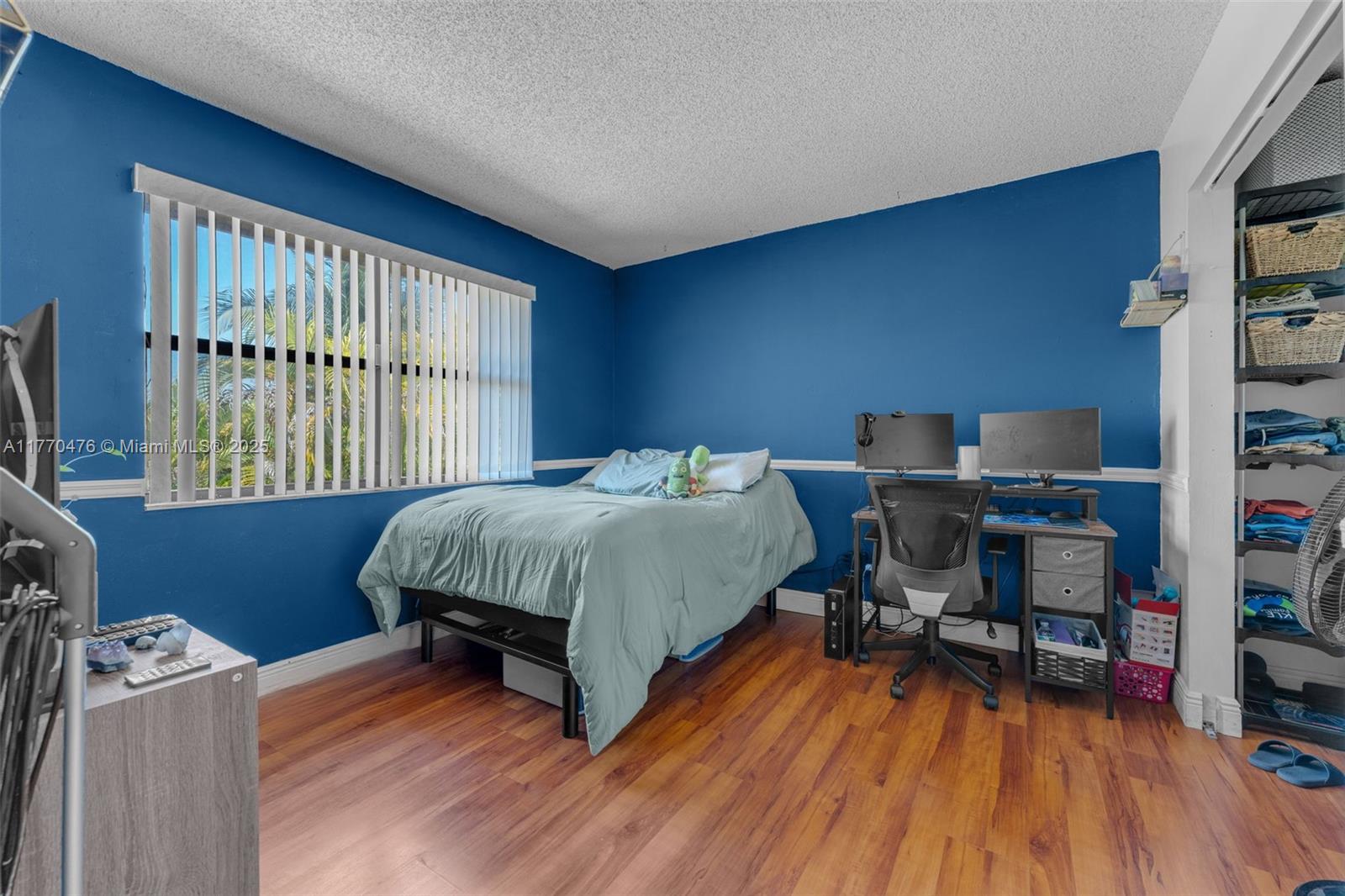 15157 Southwest 95th Street Miami, FL 33196 - Photo 15 of 47