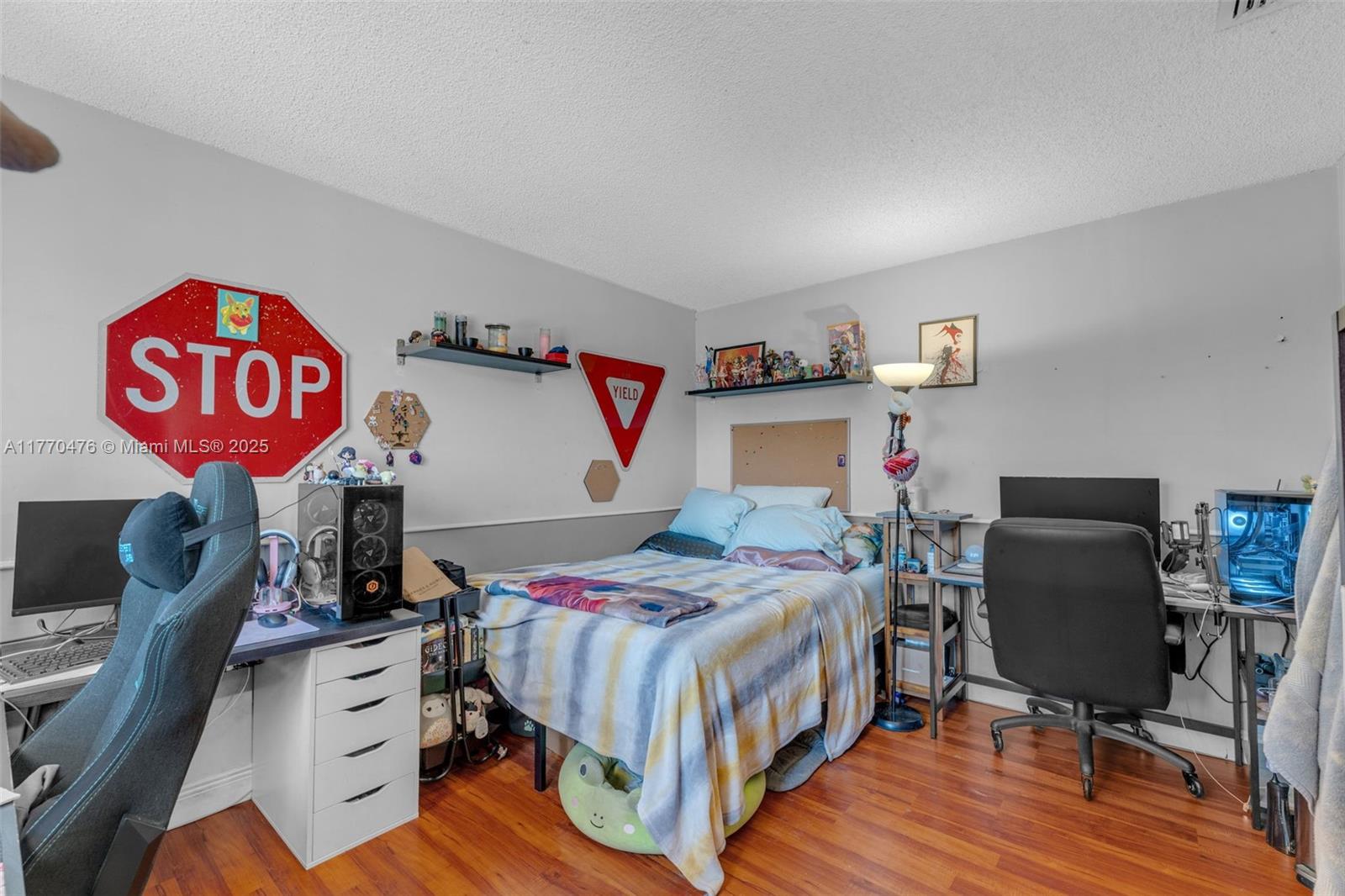 15157 Southwest 95th Street Miami, FL 33196 - Photo 22 of 47