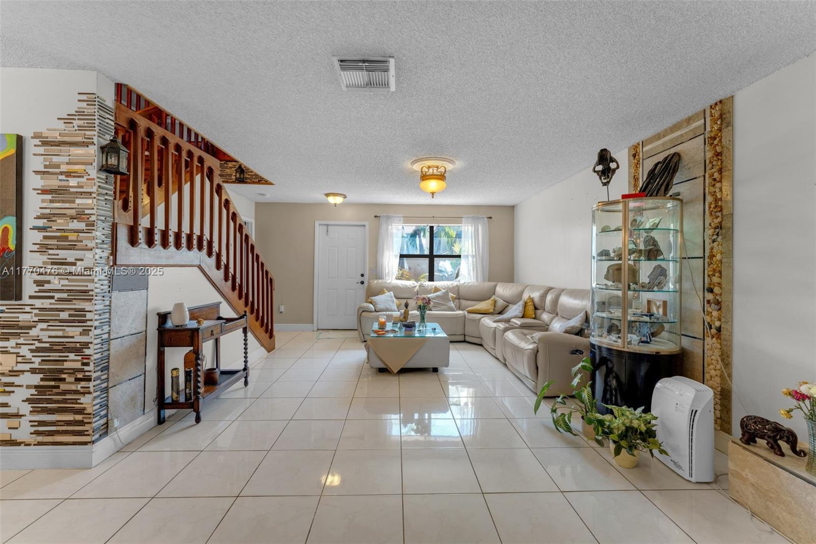 15157 Southwest 95th Street Miami, FL 33196 - Photo 3 of 47