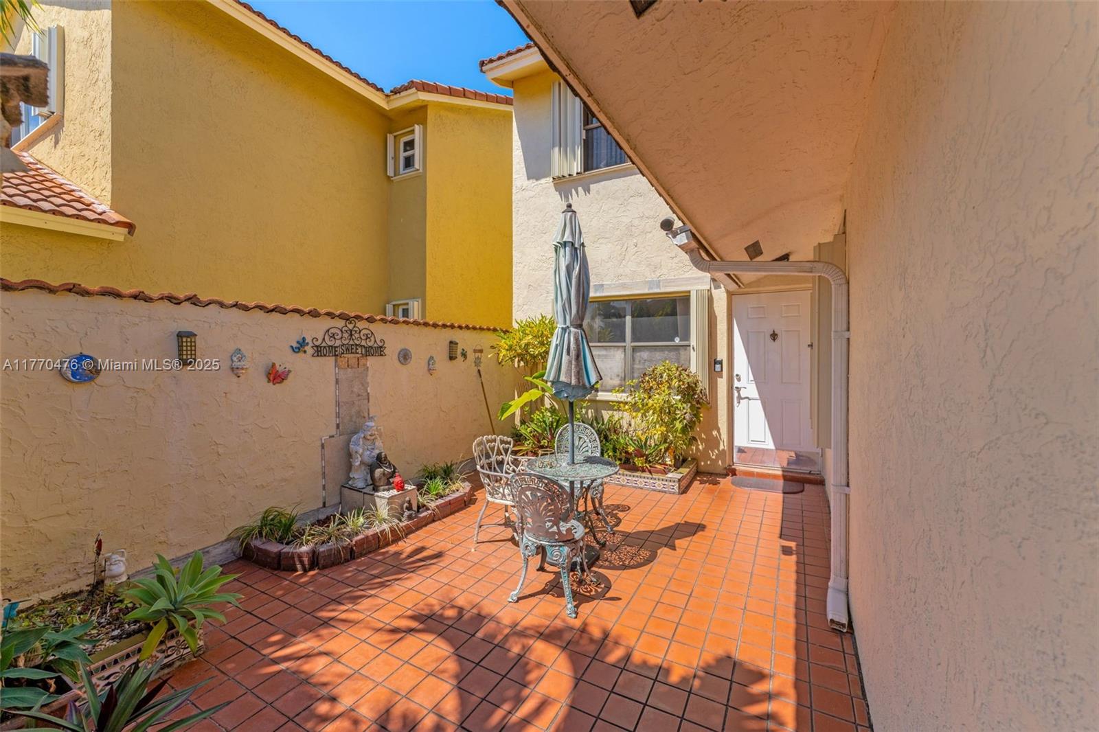 15157 Southwest 95th Street Miami, FL 33196 - Photo 33 of 47