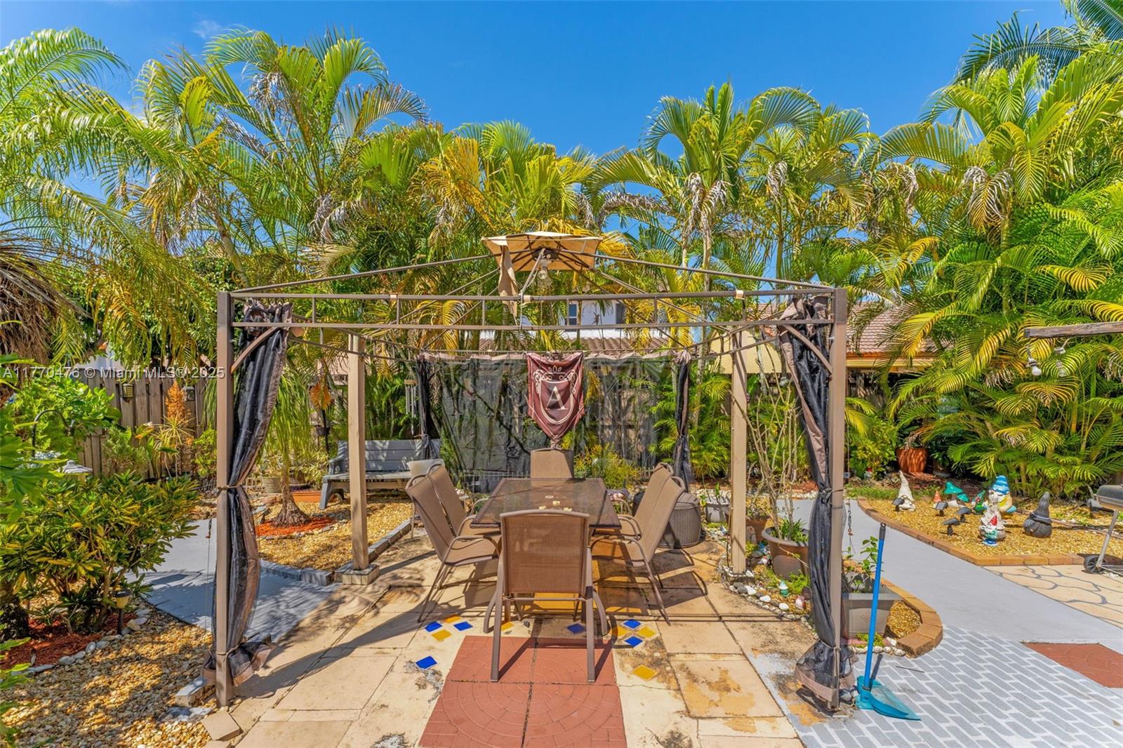 15157 Southwest 95th Street Miami, FL 33196 - Photo 34 of 47