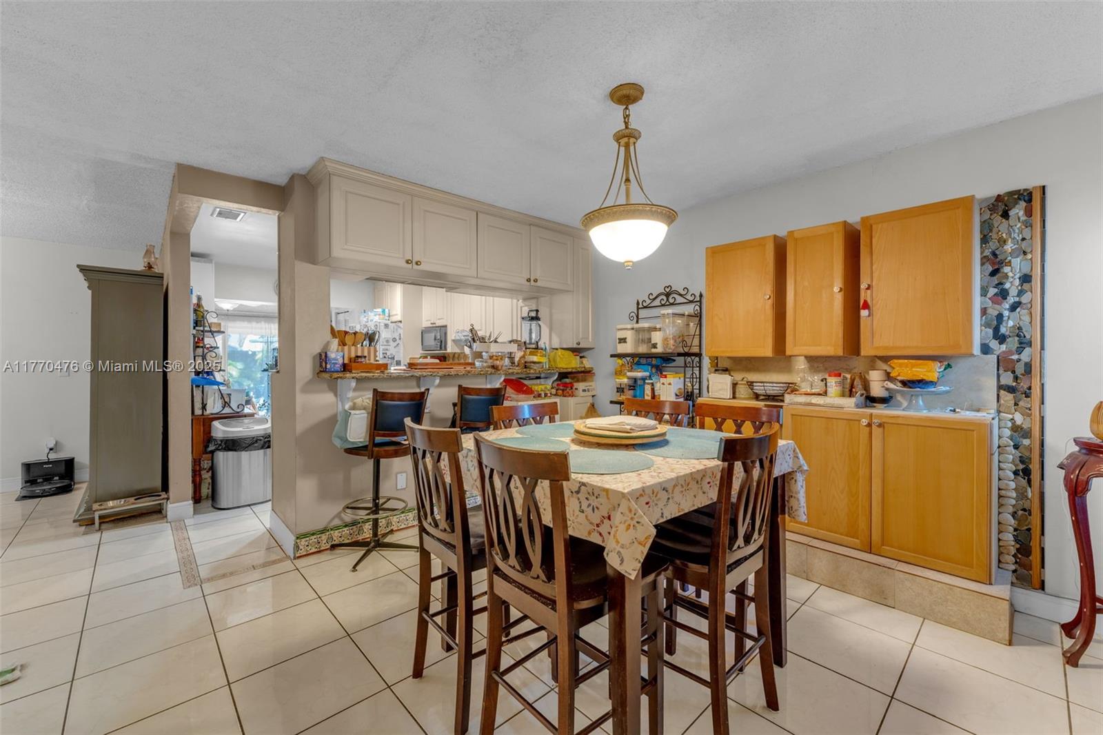 15157 Southwest 95th Street Miami, FL 33196 - Photo 10 of 47