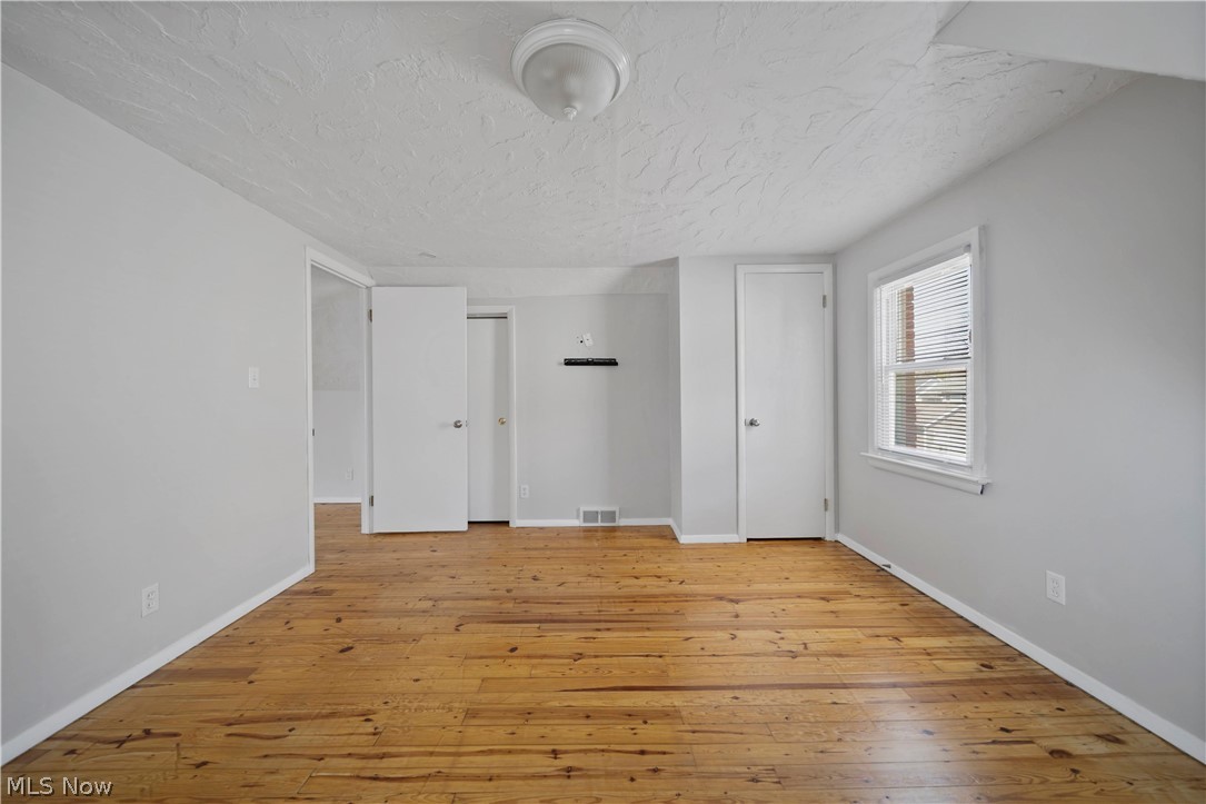 1123 Sunset Road Cleveland, OH 44124 - Photo 12 of 28