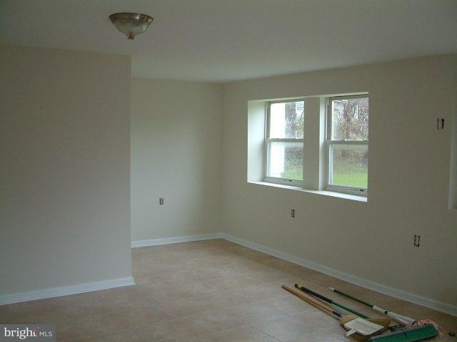 4335 Rodkey Road Harrisburg, PA 17110 - Photo 4 of 4 Gallery Image 4