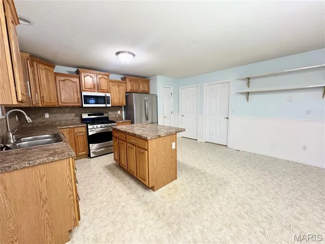$2,675 | 408 Magnolia Drive, O'Fallon, IL 62269