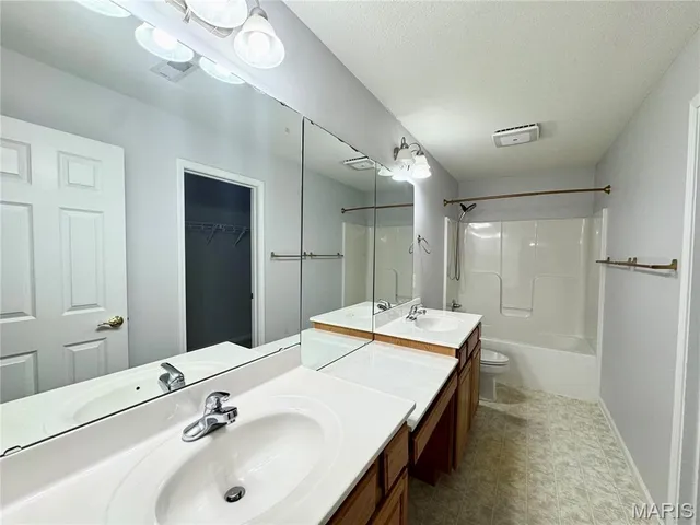 $2,675 | 408 Magnolia Drive, O'Fallon, IL 62269