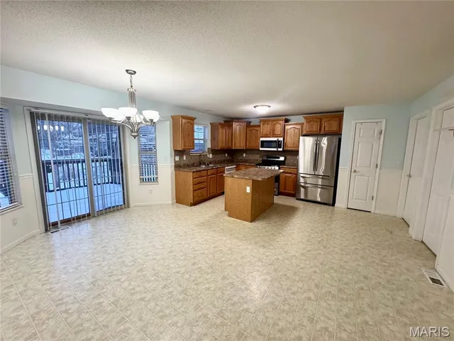 $2,675 | 408 Magnolia Drive, O'Fallon, IL 62269