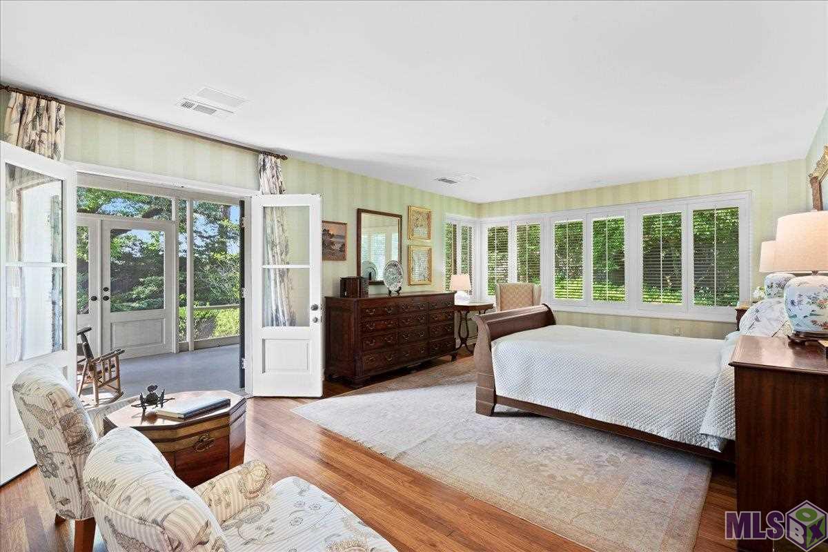 2600 Reymond Avenue Baton Rouge, LA 70808 - Photo 19 of 40 Master Suite