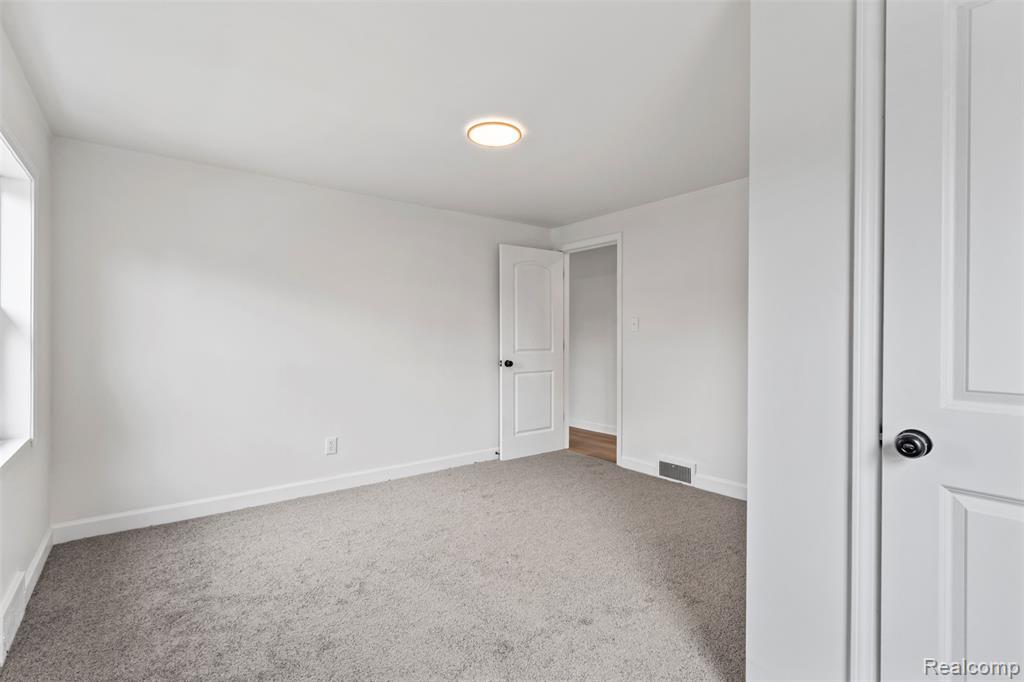 17343 Santa Rosa Drive Detroit, MI 48221 - Photo 17 of 29 Gallery Image 17