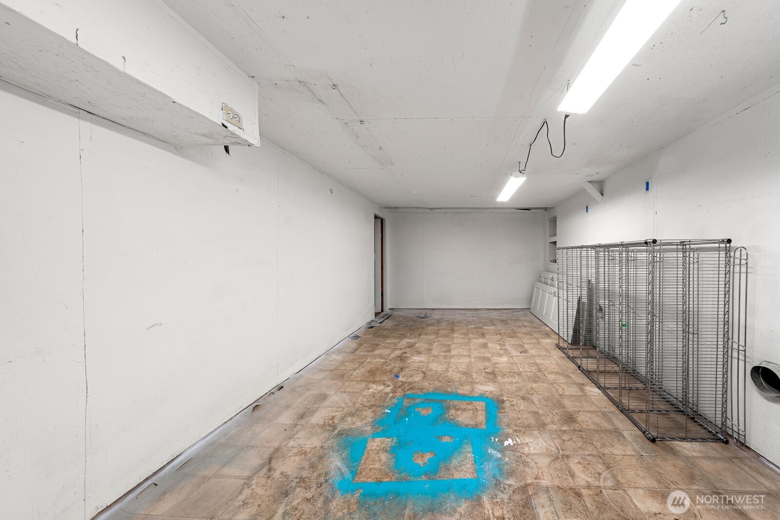 6636 Carleton Avenue South Seattle, WA 98108 - Photo 29 of 30 a view of empty room