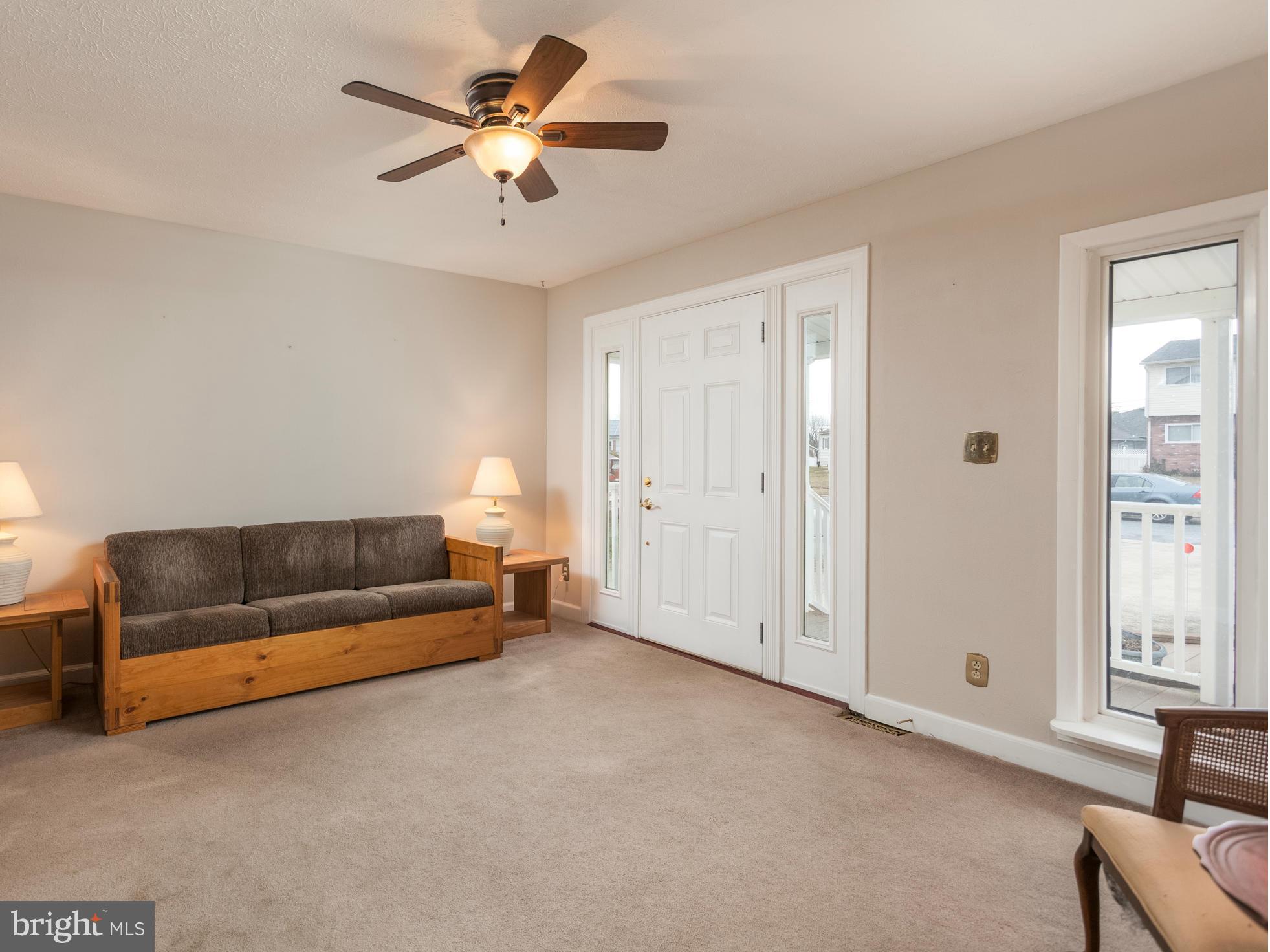 2003 Cherry Road Edgewood, MD 21040 - Photo 6 of 26 Living Room