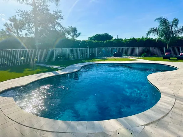 $9,000 | 15072 Corby Court, Wellington, FL 33414