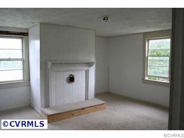 37 Jenkins Ridge Road Cartersville, VA 23027 - Photo 6 of 10 Other - Family Room With Fireplace