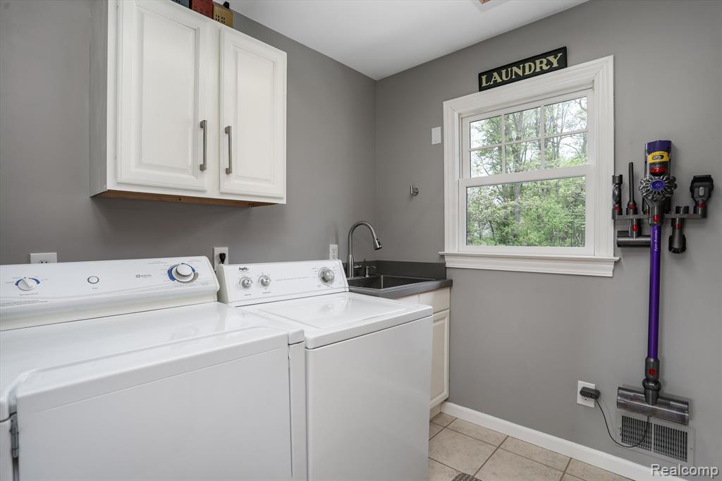 3200 Cook Court Rochester, MI 48306 - Photo 37 of 69
