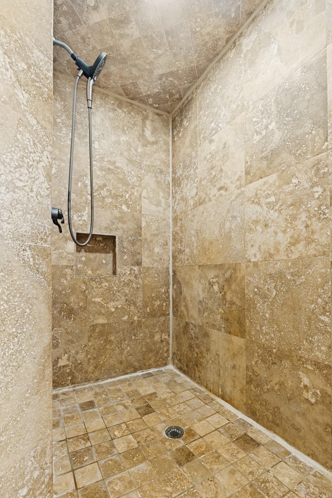 2500 County Road 62 Rosharon, TX 77583 - Photo 30 of 48 a bathroom with a shower