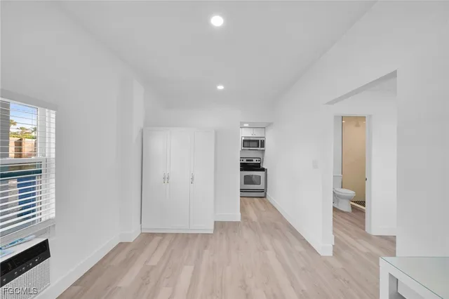 $1,500 | 128 Eucalyptus Court, Unit D, Fort Myers Beach, FL 33931