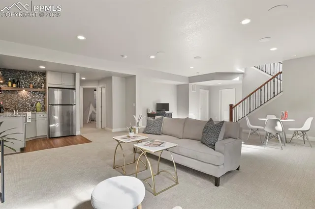 $1,095,000 | 4008 Notch Trail, Colorado Springs, CO 80924