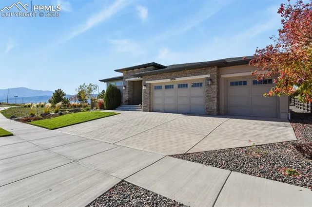 $1,095,000 | 4008 Notch Trail, Colorado Springs, CO 80924