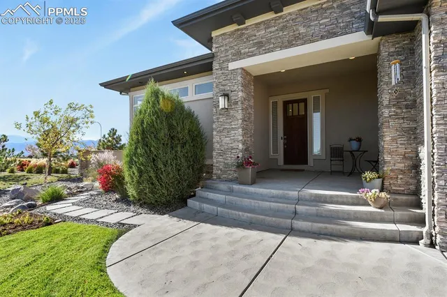 $1,095,000 | 4008 Notch Trail, Colorado Springs, CO 80924