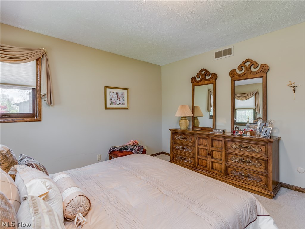 1418 Belle Meade Drive Akron, OH 44321 - Photo 21 of 35