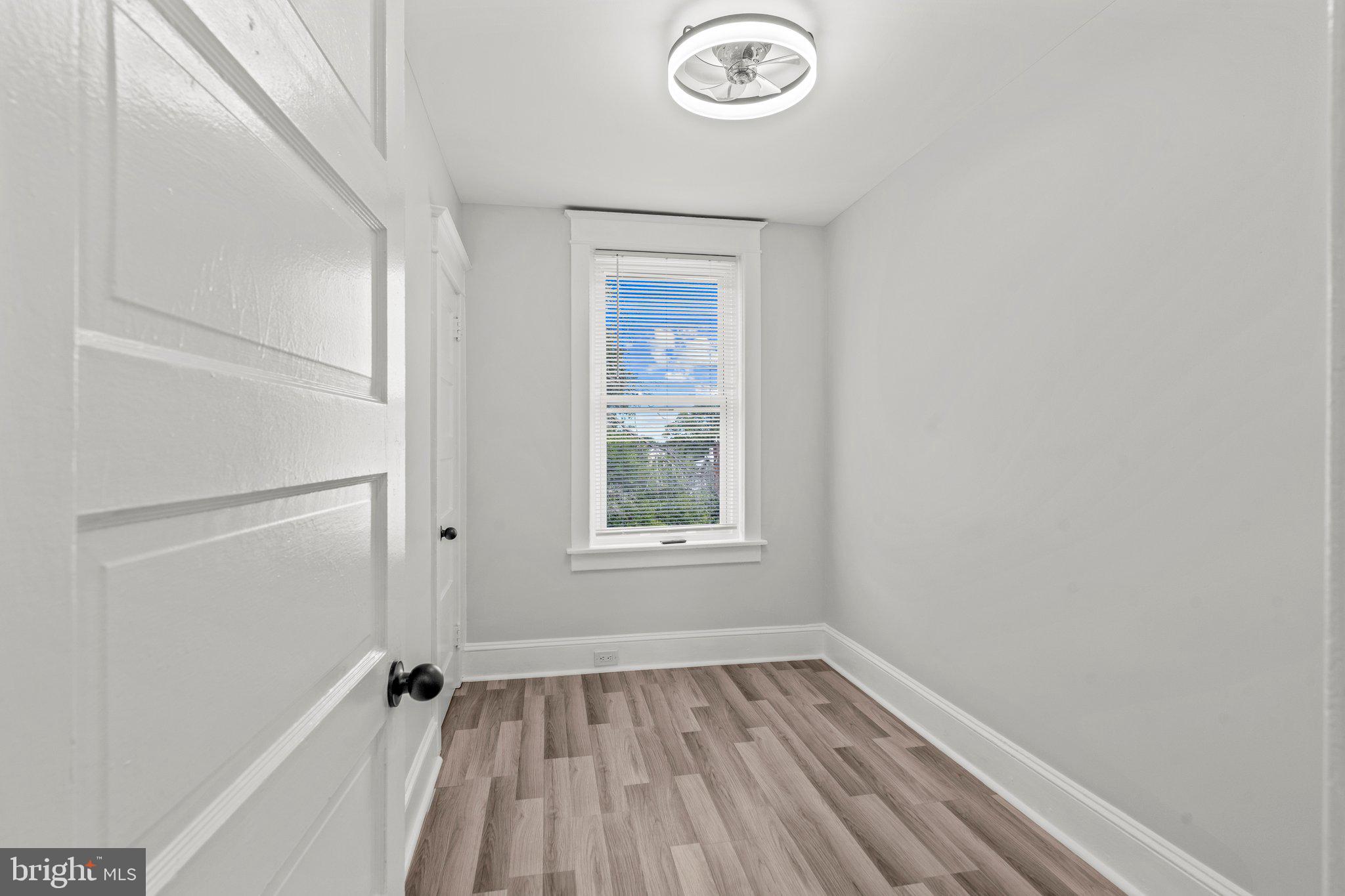 4637 Fernhill Road Philadelphia, PA 19144 - Photo 15 of 32