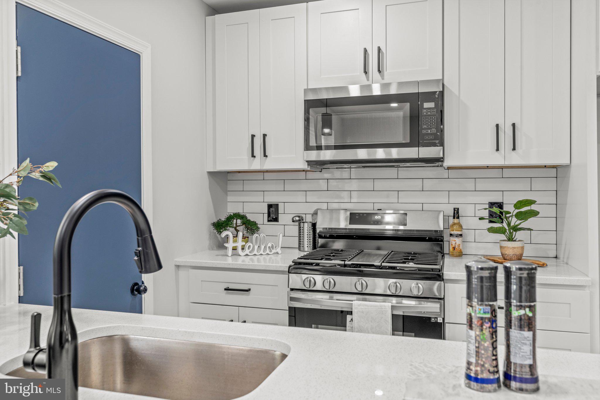 4637 Fernhill Road Philadelphia, PA 19144 - Photo 10 of 32
