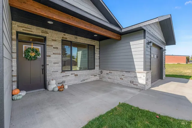 $525,000 | 801 Lewiston Street, Cottonwood, ID 83522