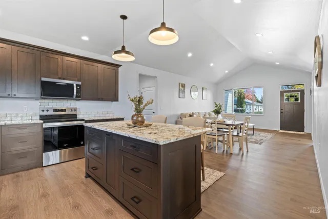 $525,000 | 801 Lewiston Street, Cottonwood, ID 83522