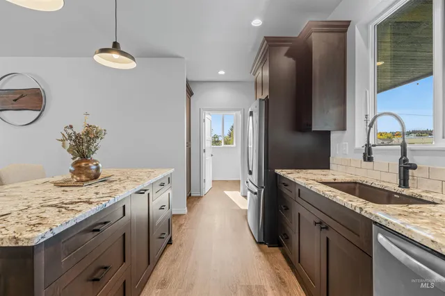 $525,000 | 801 Lewiston Street, Cottonwood, ID 83522