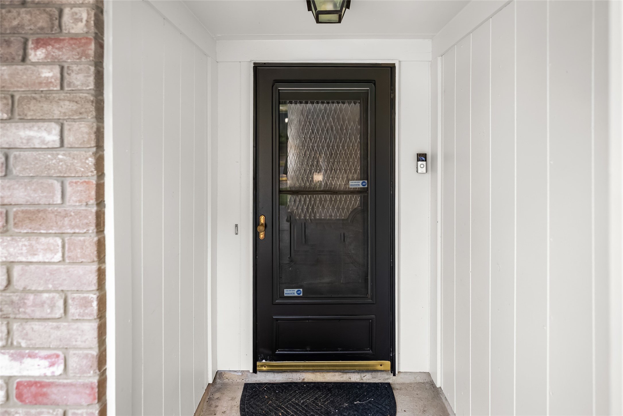 9107 Towerstone Court Spring, TX 77379 - Photo 6 of 42 Welcome to 9717 Towerstone Ct. This covered front porch makes for a welcoming entry.