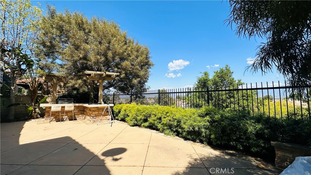 24 Silhouette Irvine, CA 92603 - Photo 35 of 36 a view of a backyard