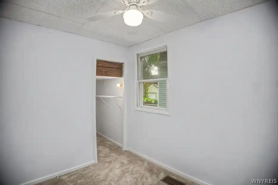 31 Riverside Avenue Buffalo, NY 14207 - Photo 24 of 29